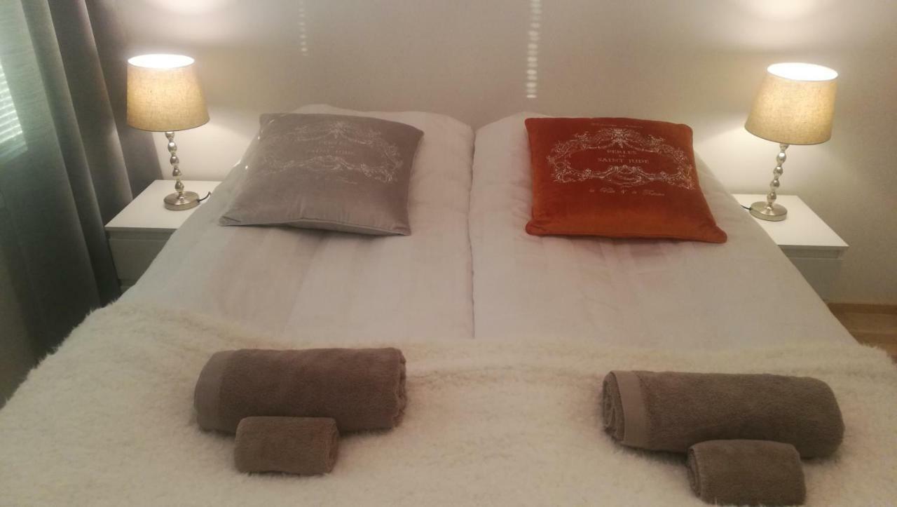 Rovavisit Apartments Siljo โรวานิเอมิ ภายนอก รูปภาพ